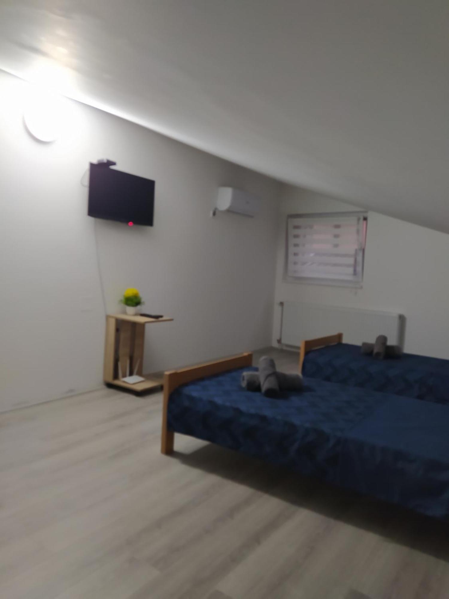 Ferienwohnung Lotus House Zrenjanin Zimmer foto